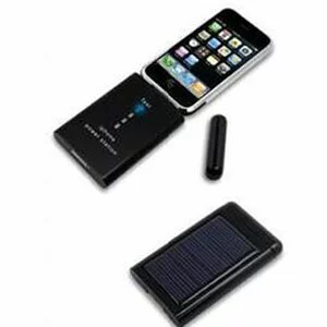 iPhone 4 Solar Charger